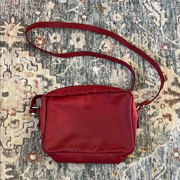 Longchamp Le Pliage Neo Camera Bag - Picture 2 of 10